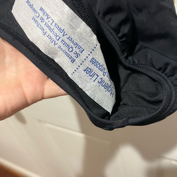 NWT|Women’s|Time and Tru|Black|Ruffle Strap|Medium|One Piece|Swimsuit - Picture 5 of 7